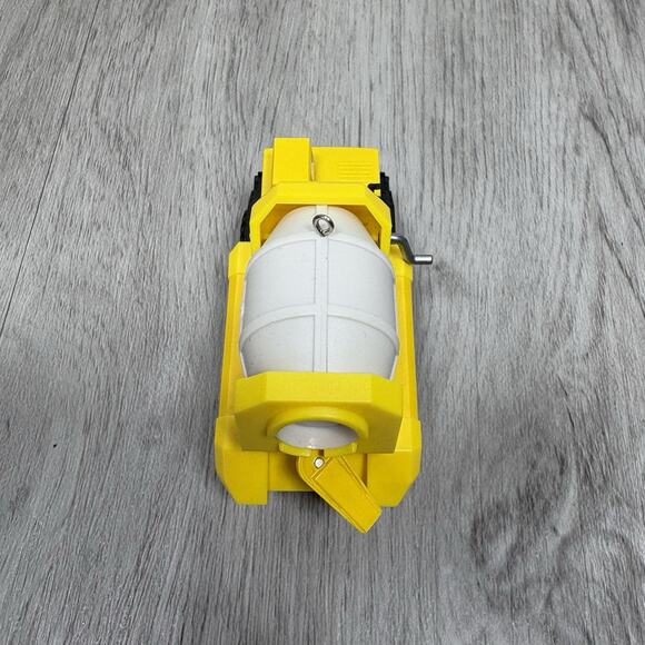 Hallmark Keepsake 2015 Tonka Mighty Cement Mixer Christmas Tree Ornament - Picture 6 of 13